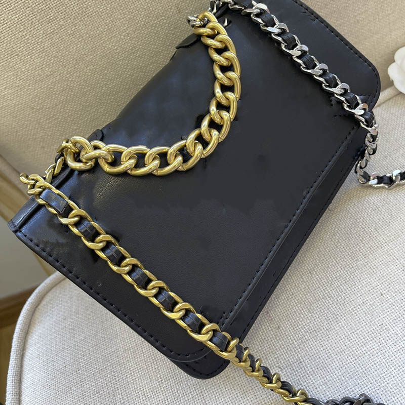 

2021Fashion Bags classic double flap lambskin quilted check pattern large-capacity outdoor Sacoche street GHW fashion brand luxury designer handbag, Black