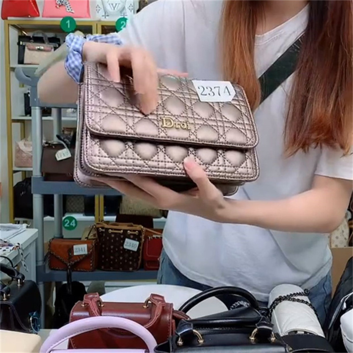 Designers Duffel Bags 45CM 55CM luxury large capacity travel sale High quality women men Genuine Leather shoulder Fashion bag carry rivets with l-image-708960161