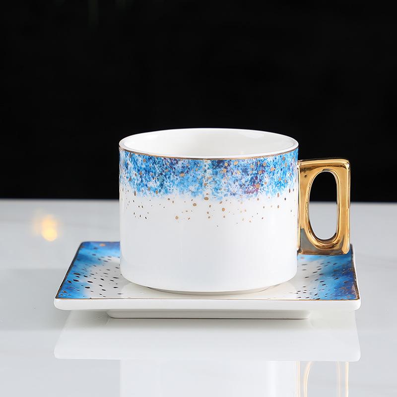 

Mugs Creative Starry Sky Mug And Saucer Set Fashion Luxury Ceramic Cup With Golden Handle Spoon Office Tea