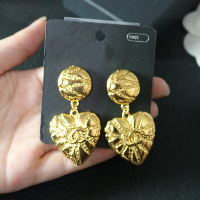 

Designer Womens Brand Earrings 18K Gold Plated Earring Stud Round Crystal Pearl Party Women Designers Letters Wedding Statement Jewelry ER0521-ER0540