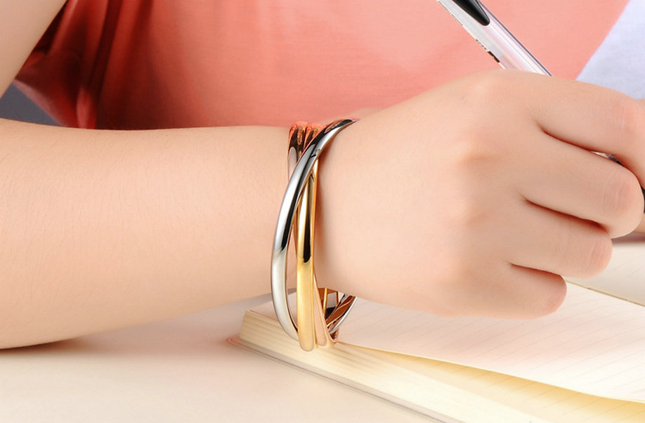 

fashion love bangle jewelry high quality titanium steel tricolor ladies bracelets for modern women bracelet gift with velvet bag