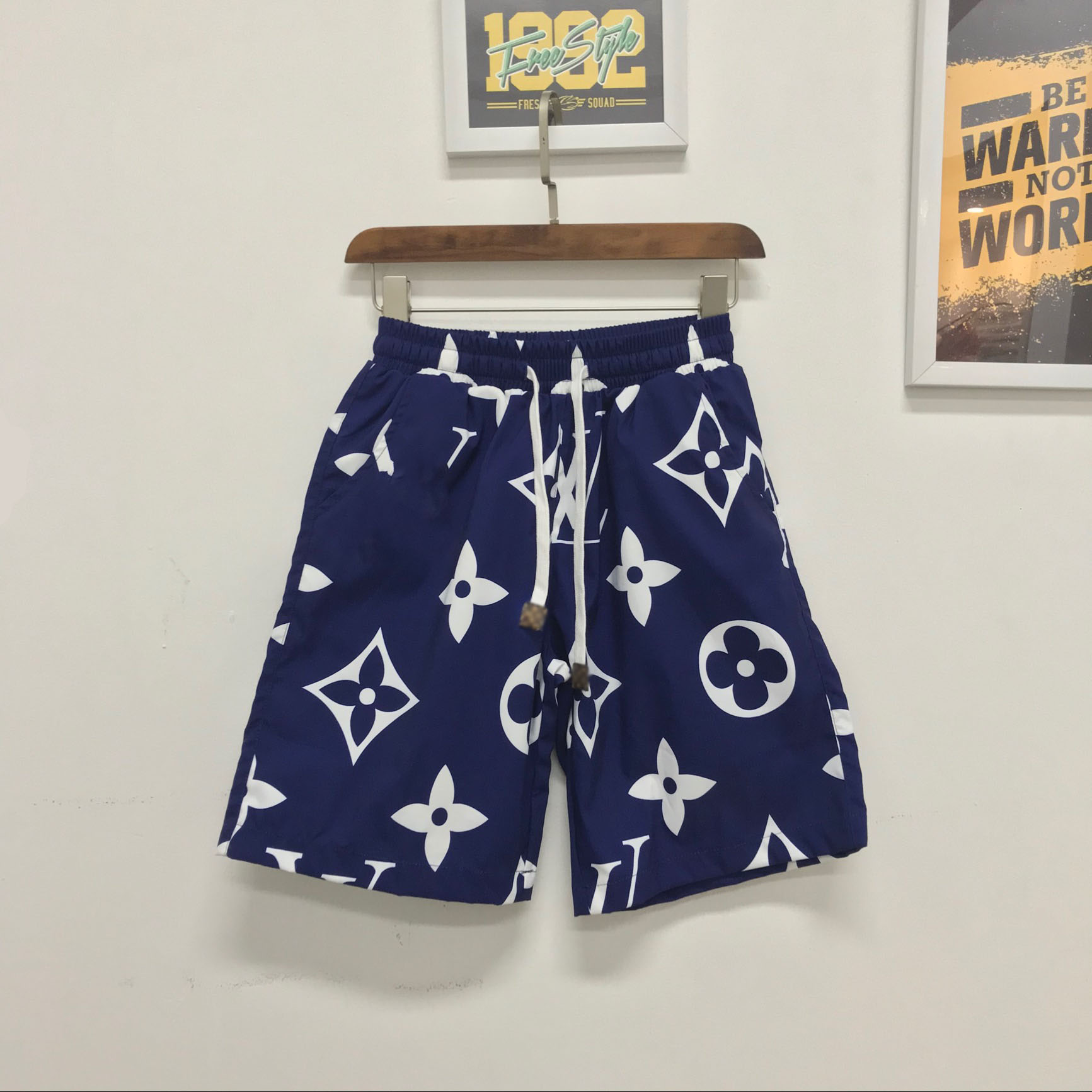 

2021ss spring and summer new high grade cotton printing short sleeve round neck panel T-Shirt Size: m--xl-xxl-xxxl Color: black white 1cx7