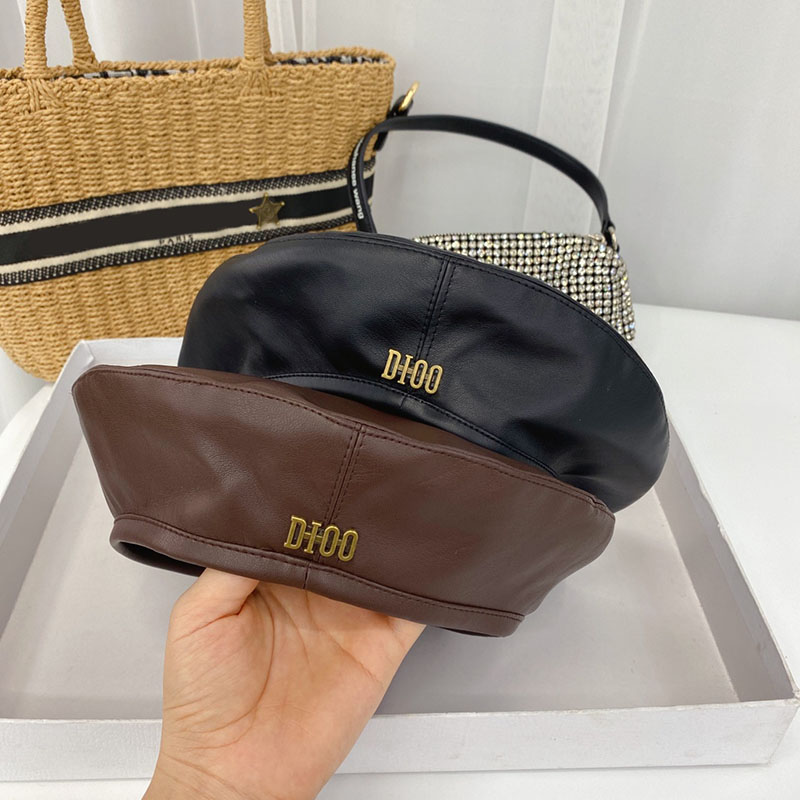 

Genuine Leather Lambskin Beret Designer Women Character Hat Luxury Berets Mens Cap Hats Fashion Womens Caps Casquette D2111035HL, Box