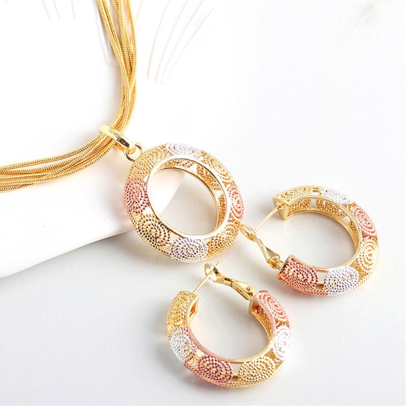 

Earrings & Necklace Bohemia Jewelry Sets For Women Rose Gold Plated Hook Round Pendant Design Engagement Party Set, Silver