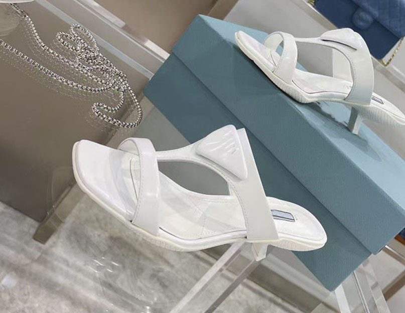 

Unique Women's Designer Shoes Slippers Fashion Nails Real Leather Buckle Sewing Sandals Luxury Show Party Low Heel Light Shoes Size 36-41, Yellow