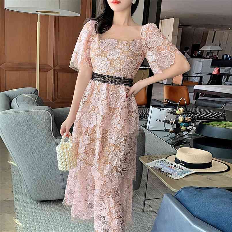 

High-end Summer Pink Sequined Floral Embroidery Lace Dress Women Elegant Square Collar Short Sleeve Layers Ruffles Midi 210602, V neck dress