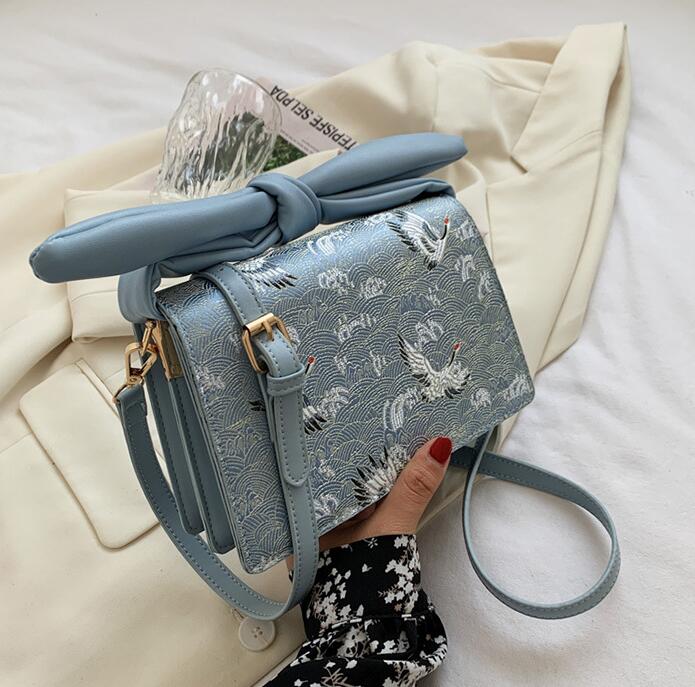 

Factory wholesale women handbag small fresh embroidered shoulder bag sweet ladies embroideredes womens messenger bags personalized bow leather handbags