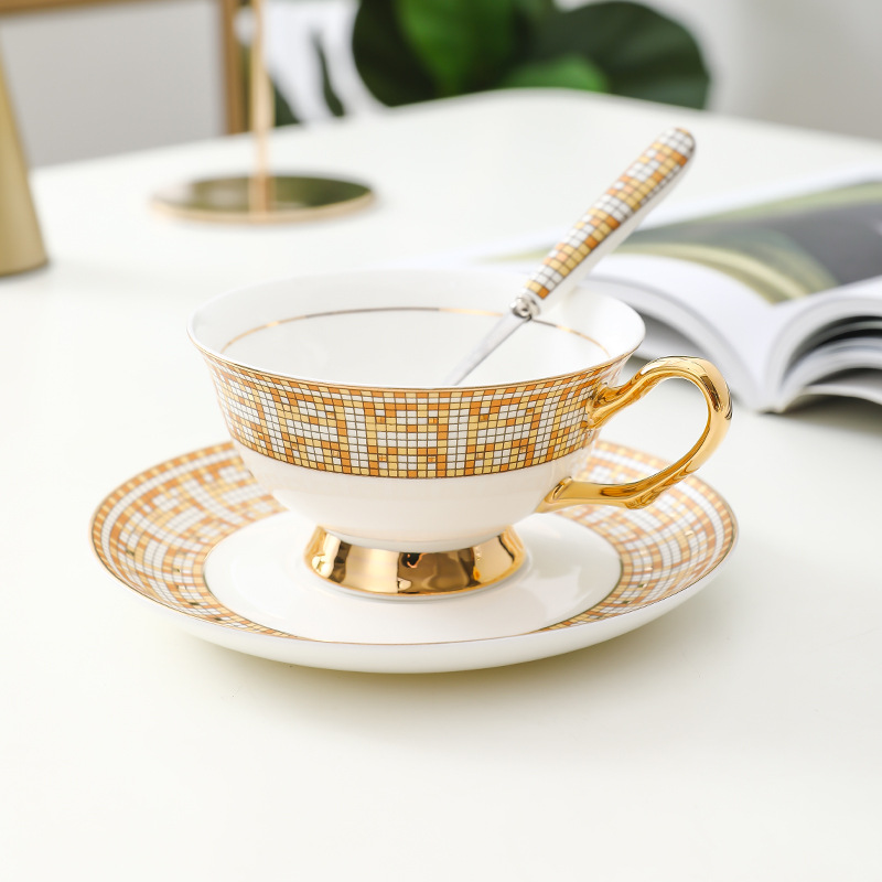 

European Style Luxury Bone China Coffeeware Sets Household Ceramic Exquisite High Grade Single Retro Coffee Cup Set
