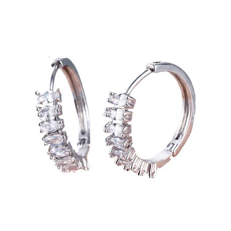 

Womens Stud Earrings Crystal Jewelry fashion 18K inlaid Gold silver plated