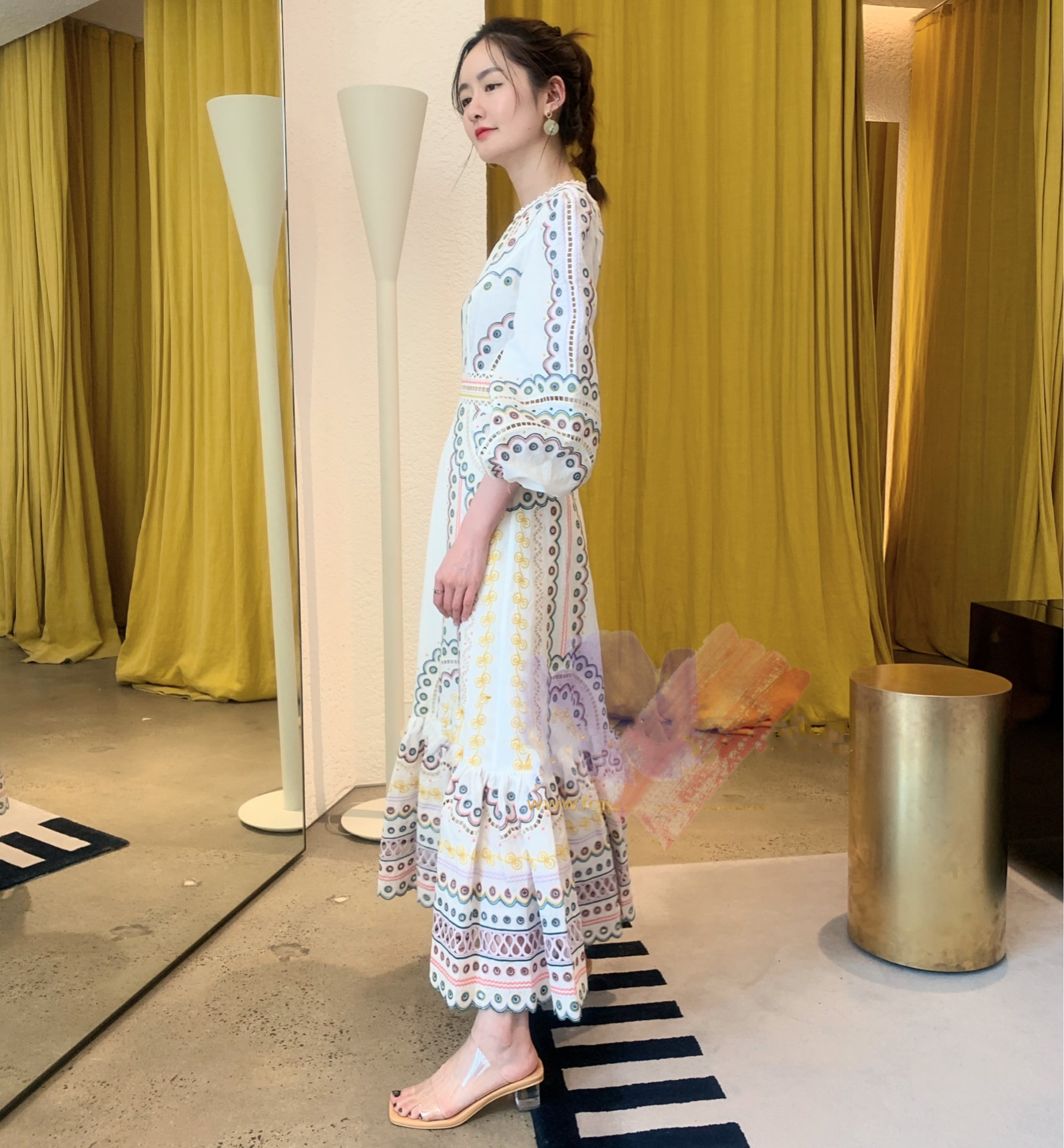 

Australia latest court style color positioning embroidered waist temperament dress, Long