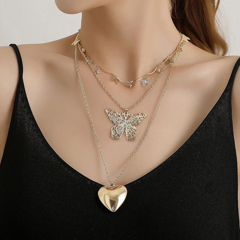 

Chains Vintage Hollow Butterfly Pendant Necklace For Women Boho Luxury Love Heart Chain Necklaces Charm Trend Aesthetics Jewelry Choker, Silver