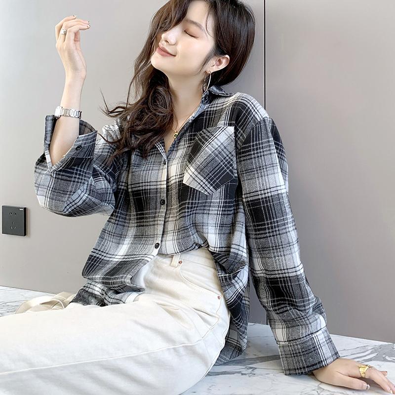 

Women's Blouses & Shirts Mother Wear Korean Casual Cotton Plaid Shirt Female Long-sleeved Spring And Autumn Products Middle-aged Ladies Loos, White