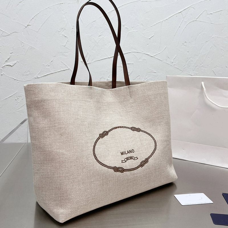 

Large Capacity Canvas Shopping Bag Tote Bag Clutch Women Handbag Plain Letter Printing Internal Zipper High Quality Long Shoulder Strap, White