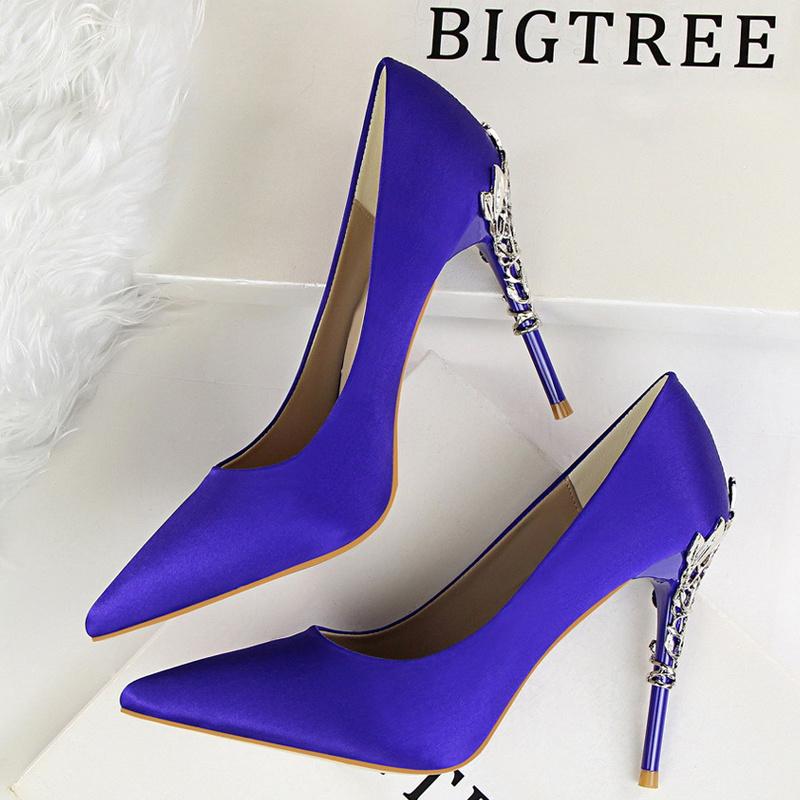 

Dress Shoes Metal Heel Woman Pumps 13 Colour Women Heels Designer Stiletto Wedding 2021 Basic Pump, Gray