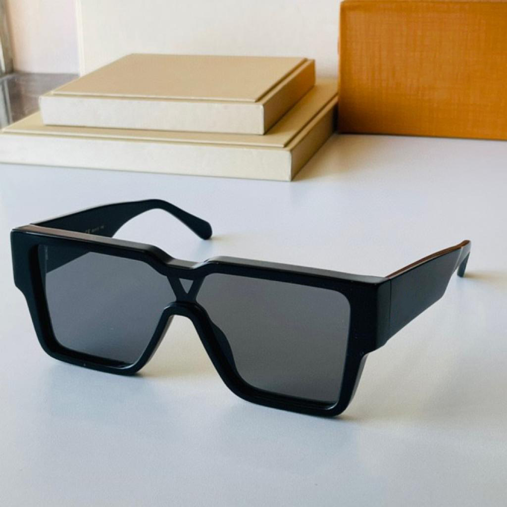 

Sunglasses For women and men Summer 1593 style Anti-Ultraviolet Retro Shield lens Plate Square One-Piece full frame fashion Eyeglasses Random Box, White;black