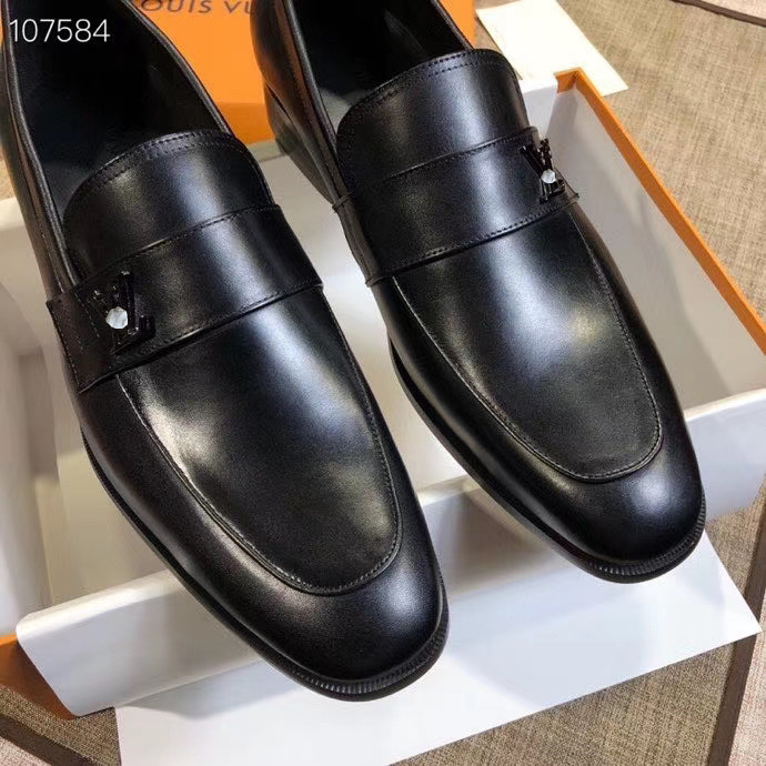 

2020 Luxury Brands Penny Loafers men Casual shoes Slip on Leather Dress shoes big size 38-45 Brogue Carving loafer Driving party, Black