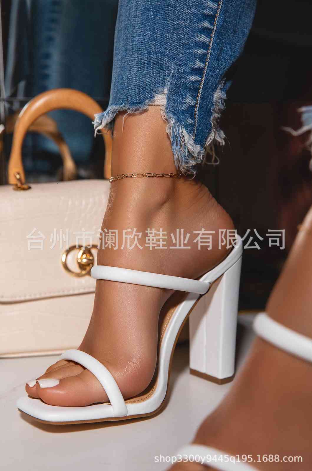 

luxury slippers large snake pattern women's sho 2021 versatile square heel thin strap high heel sandals, Black