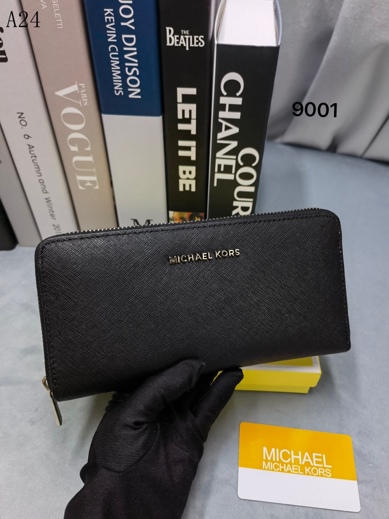 

01 High Quality Luxurys fashion Wallet in box Genuine Leather Zipper good price, Red;black