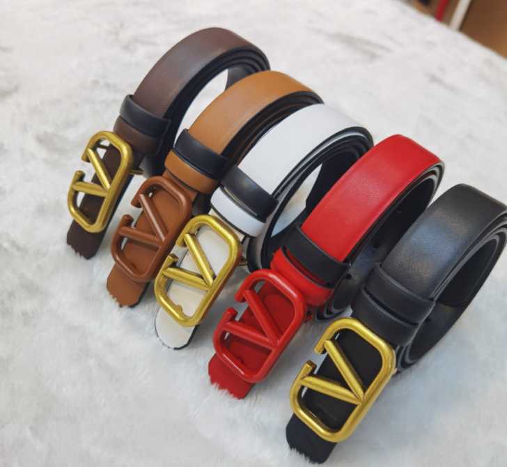 

Belts Ladies Designer Cowhide V Letter Buckle Smooth Belt European Style Fashion Simple, White