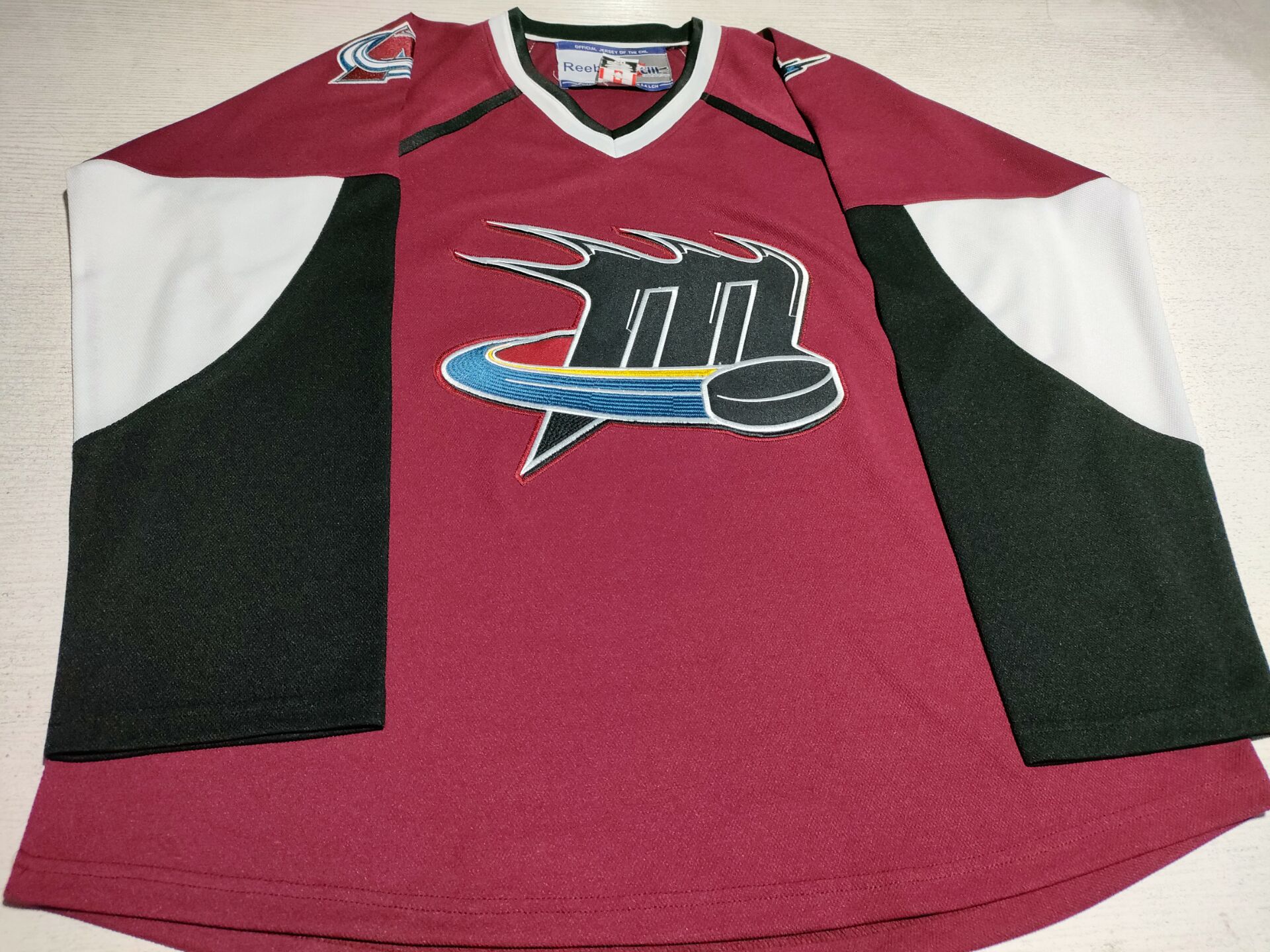 

Customized Mens Cleveland Lake Erie Monsters 25 Stewart AHL Hockey Jersey 20 Mackenzie 39 Galiardi or custom any name number retro Jerseys Stitched S-5XL, Wine red