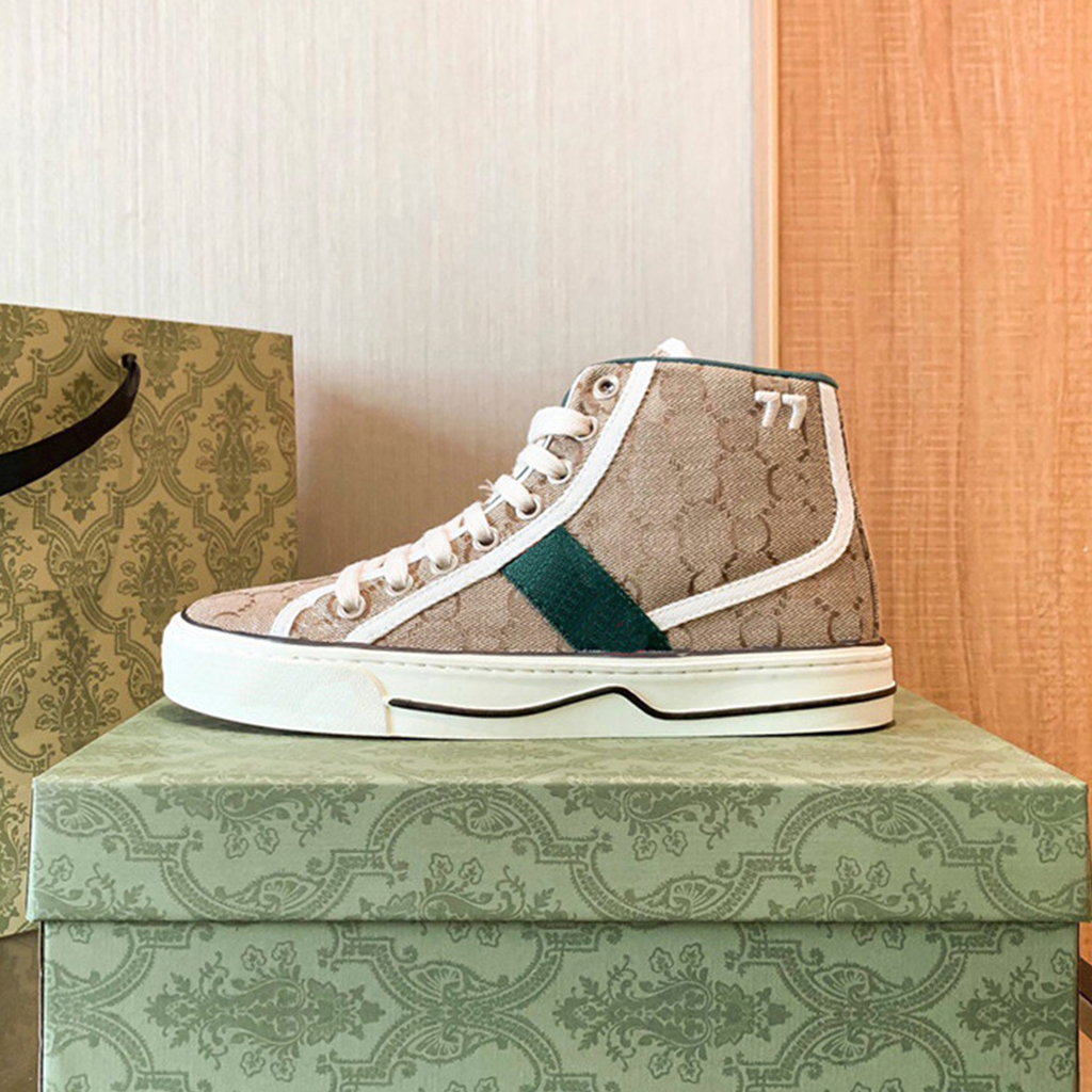 

Wholesale Designer Rhyton Sneakers shoe Men women Trainers Vintage Luxury Canvas Chaussures Ladies sport casual Shoes Designers runner Sneaker with box size 35-45