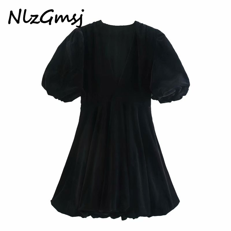 

autumn winter fashion women solid elegant black velvet dress puff short sleeve v neck ladies sexy mini 210628, As picture