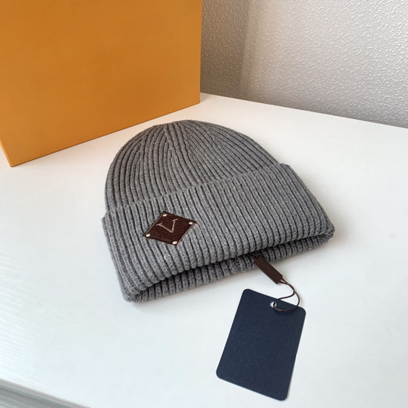 

Womens Designer Bucket Hat For Man Fashion Letter V Classic Luxury Knitted Caps Brimless Hat Fall Hats acelet, Grey