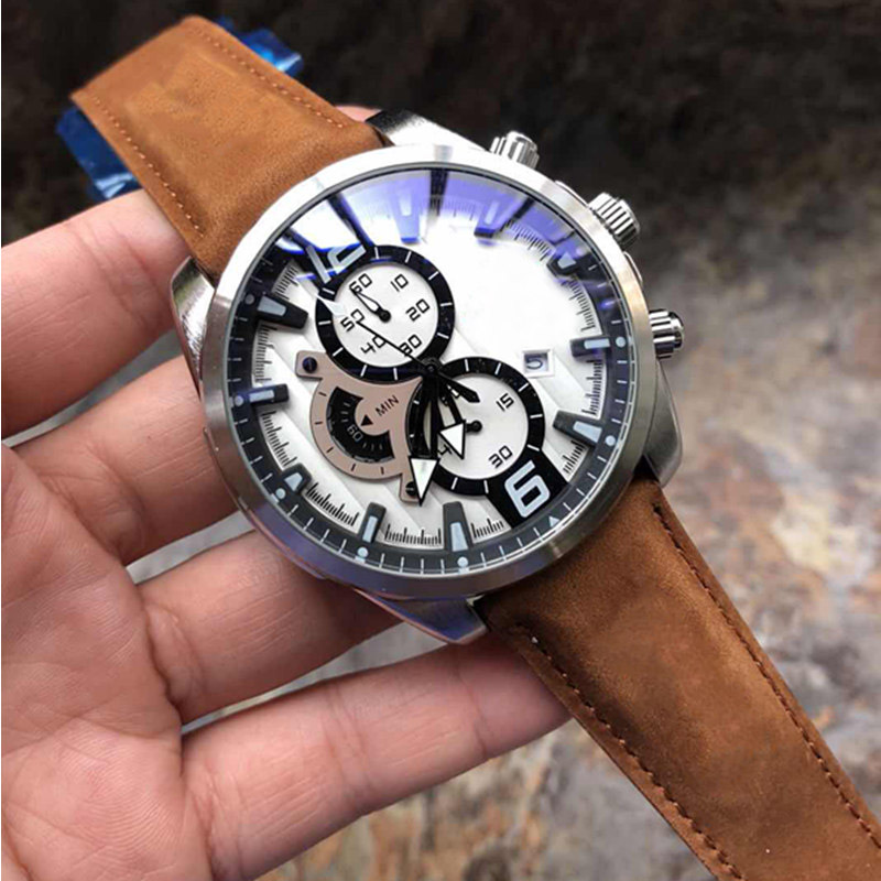 

Reloj Designer Watch Fashion Mens Luxury Watches Multifunction Stopwatch Dial Classic Style Montre De Luxe
