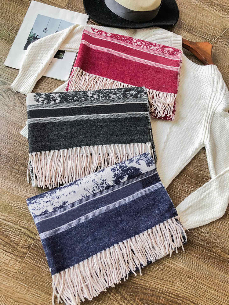 

2021 designer men's and women's warm scarf winter Cashmere Shawl large letter pattern wool landscape animal print Pashminas 70cm x 180cm With Box