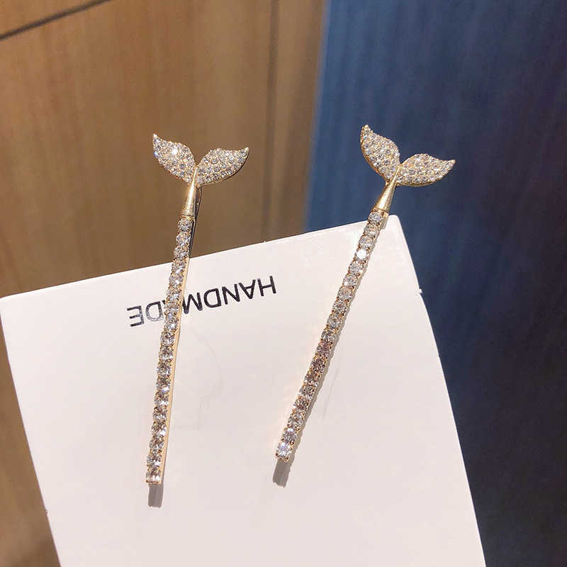 

Temperament fishtail hairpin inlaid with diamond simple clip luxury net red hairpin headdress edge banger Korean