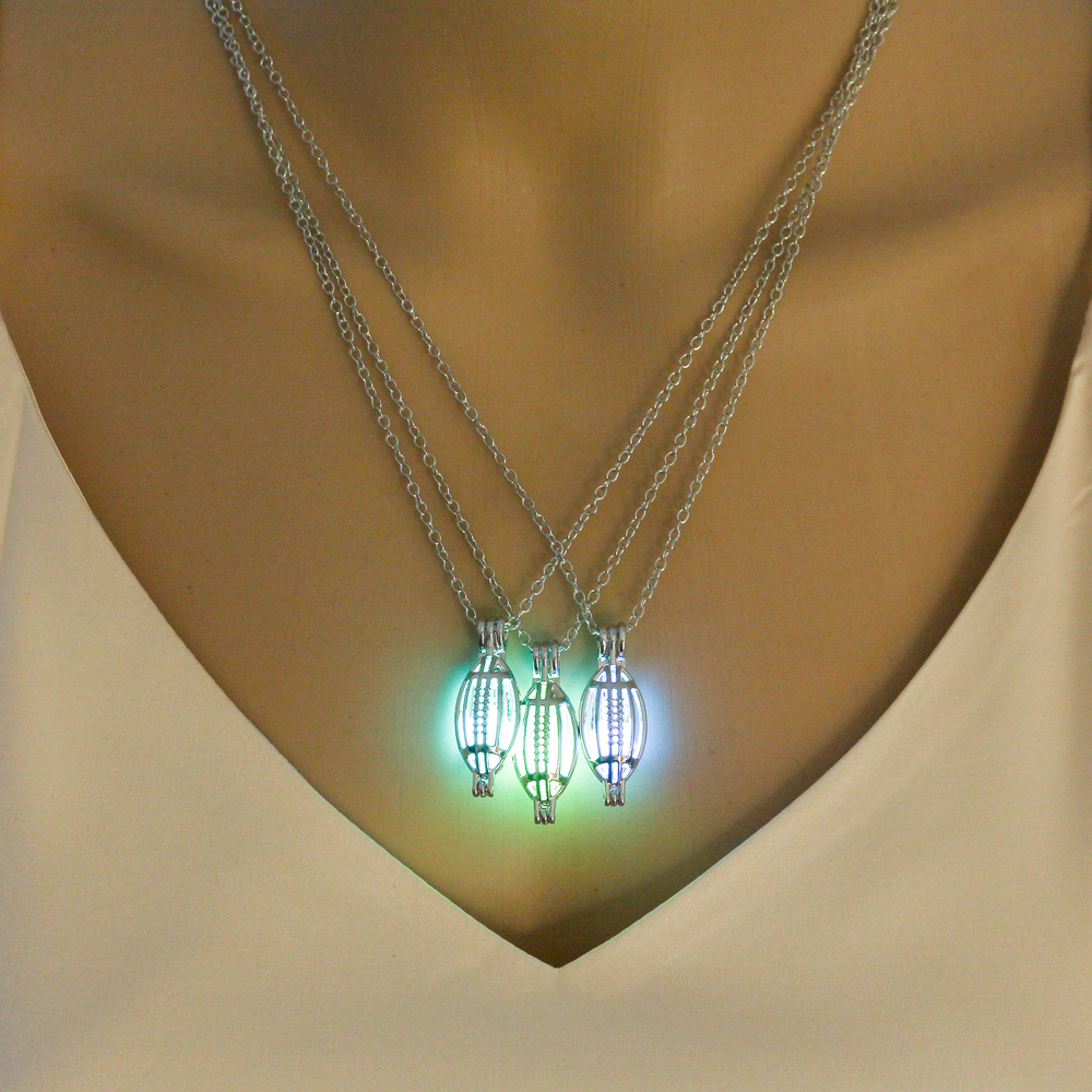 

3 Color Luminous Hollow Ellipse Necklaces Women Glowing Blue Pendant Necklaces Sliver Plated Necklace Costume Jewellery