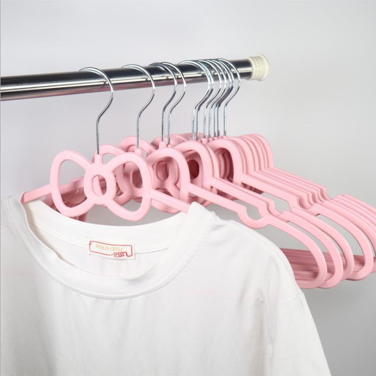 

Girls Pink Multifunctional Heart Shaped Plastic Hanger For Suits Non Slip 40CM Drying Rack Hangers Children & Racks