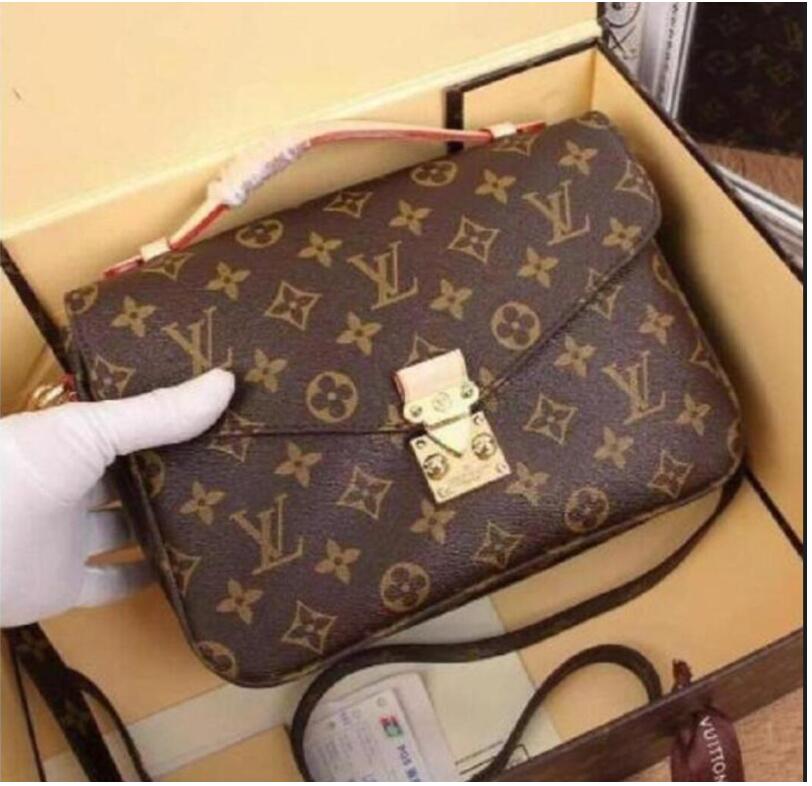 

leather LV LOUIS bag VITTON POCHETTE METIS old flower messenger bag handbag shoulder bages retro lock messengers bags M44875, Red;black