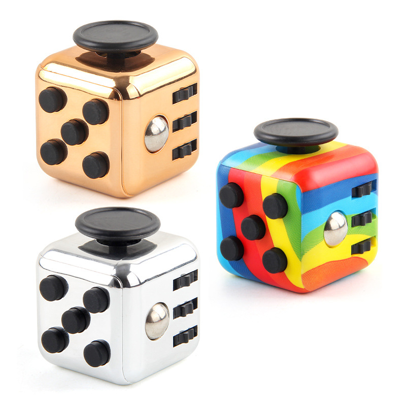 

Mini gold silver Fidget Toy Cube Party Favor Decompression rainbow cubes DiceAnti-Irritability Venting Artifact Magic Fingertip Novelty Sensory Autism NeedsToys