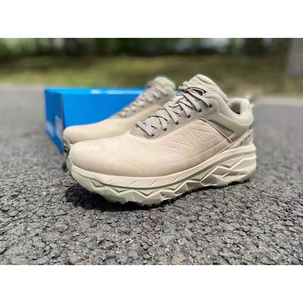 

Hoka One Men's Challenger Gtx Low-top Leather Waterproof Wide Last Sneakers XFTH, White