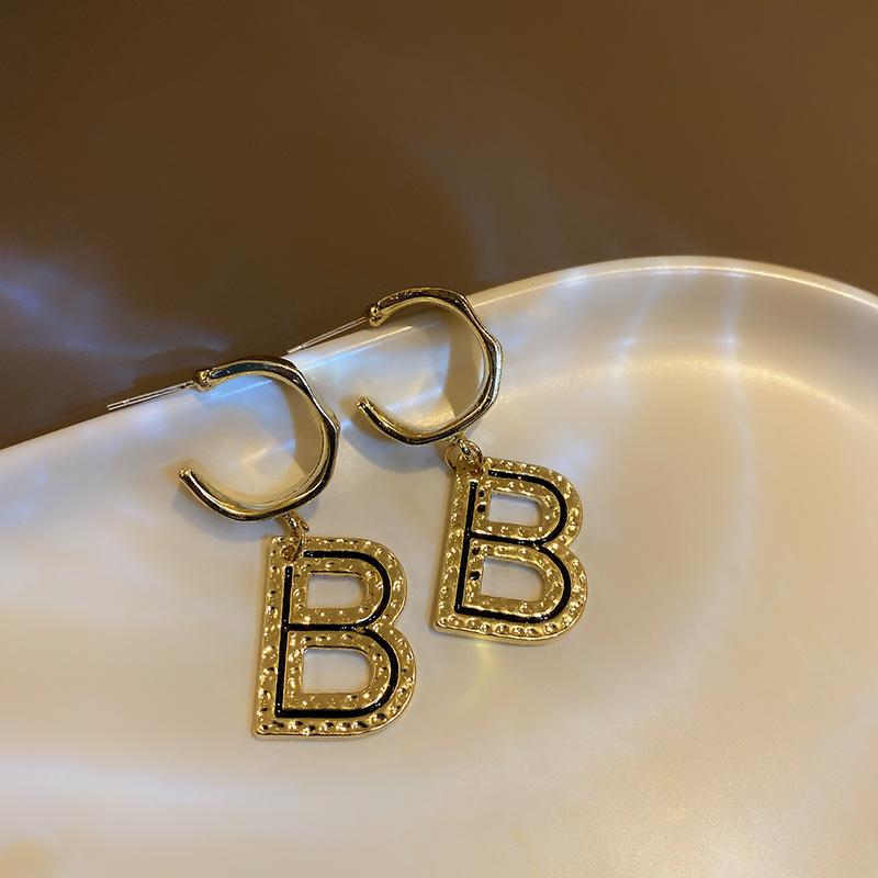 

Hoop & Huggie Fashion Vintage Gold Color Initials Letter B Pendant Earrings Alphabet C Shape For Women Korean Style Jewelry, Golden;silver