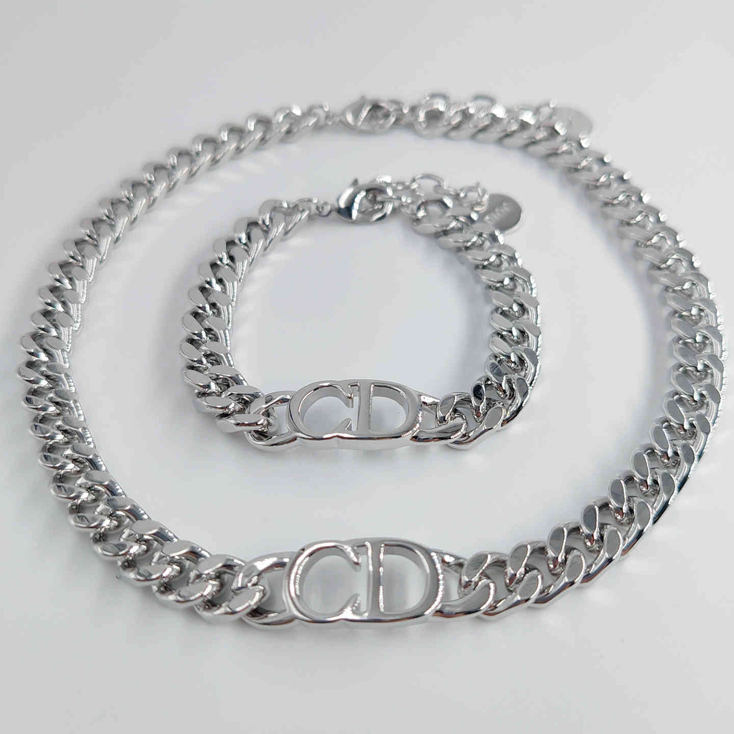 

D family / Dijia Necklace Bracelet classic large CD letter suit temperament women's necklace high version