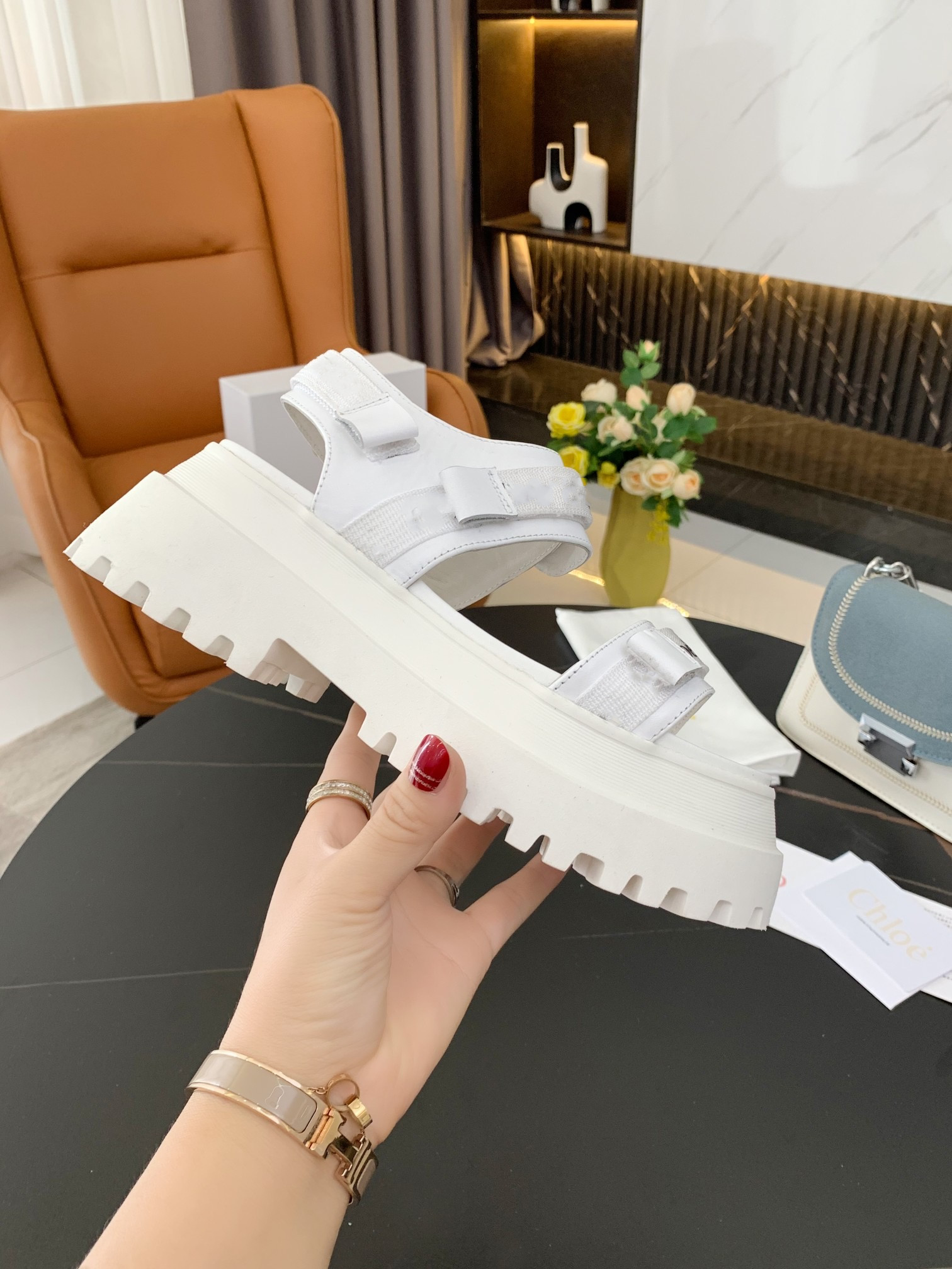 

2021 Fashion Sandals Luxury designer Slides channel Flat Slippers Shoes Ladies Summer Outdoor Beach Causal Flip Flops 0413, 02