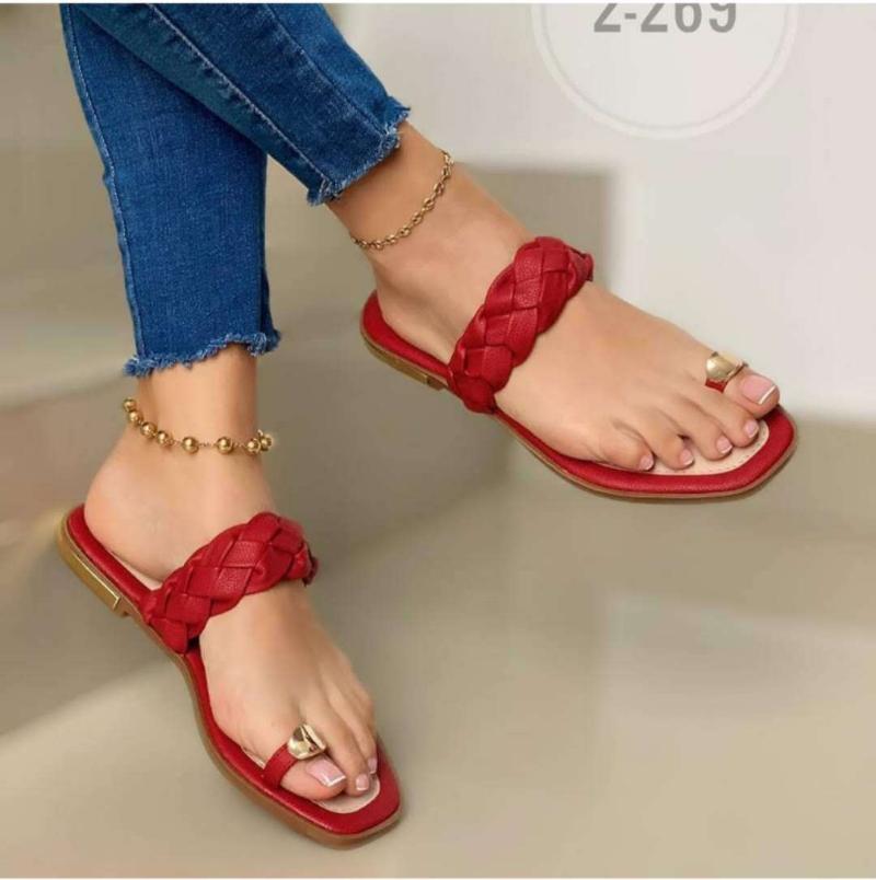 

Spring/summer 2021 Woven Flip Flops Cross Strap Flat Non-slip Beach Sandals Home Ms Candy Color Slippers, Black