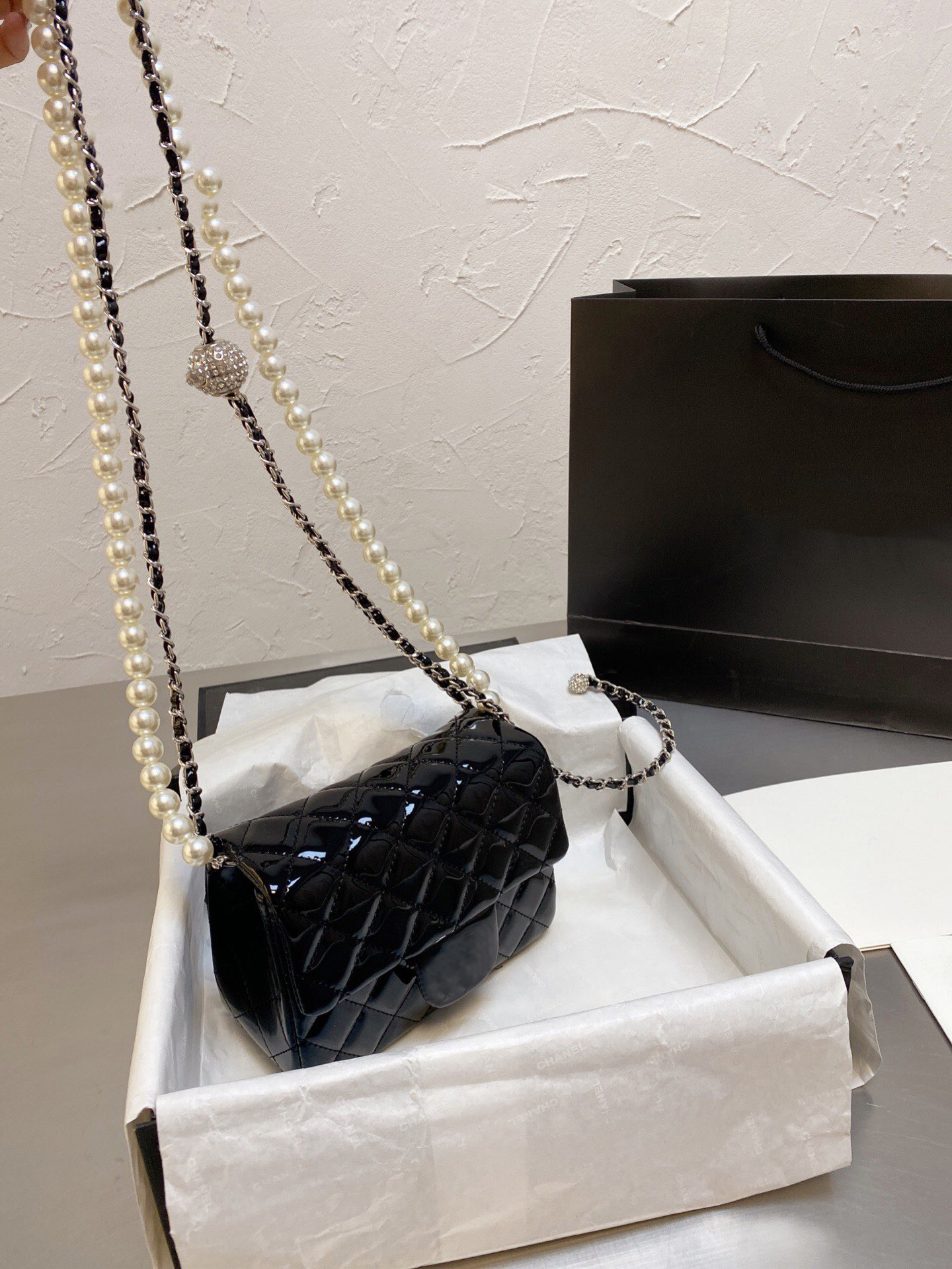 

Leather Messenger Bags,Classic rhomboid Metal Chain Handbag Fashion Women shopping Single shoulder Purse