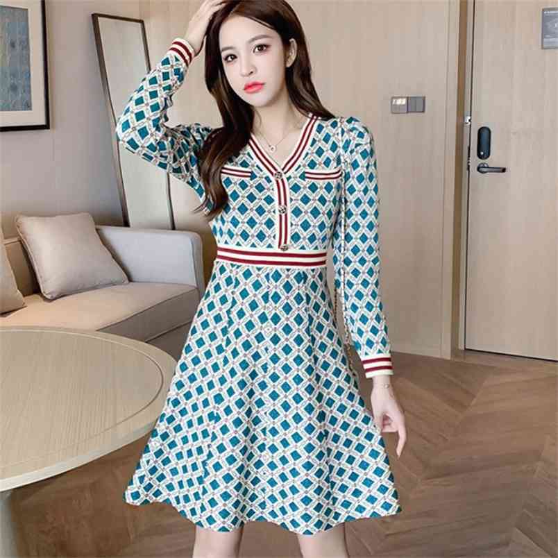 

Autumn Winter Women's Plaid Knitting Dress High Waist Elegant Fashion Long Sleeve V-Neck Sweater Mini Dresses 210519, Photo color