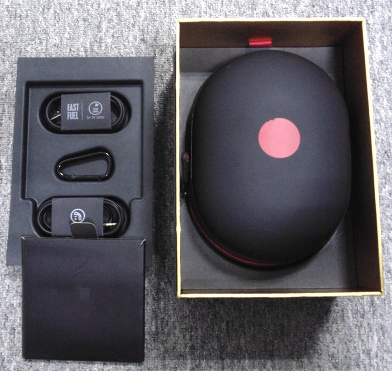 

Brand W1 H1chip Bluetooth headphones HD Studio third gen 3 Valid serial number can POP-UP animation wireless earphones