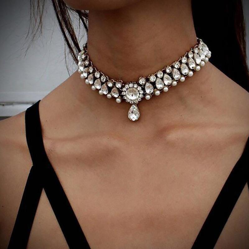 

Chokers Luxury Charms Charming Chain Crystal Necklaces Wedding Jewelry For Women
