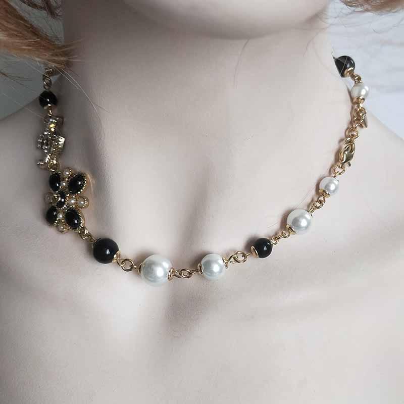 

Pendant Necklaces 2021 Gold Black White Pearl Flowers For Women Rhinestone Gift Ethnic Bohemian Choker Short Necklace Drop