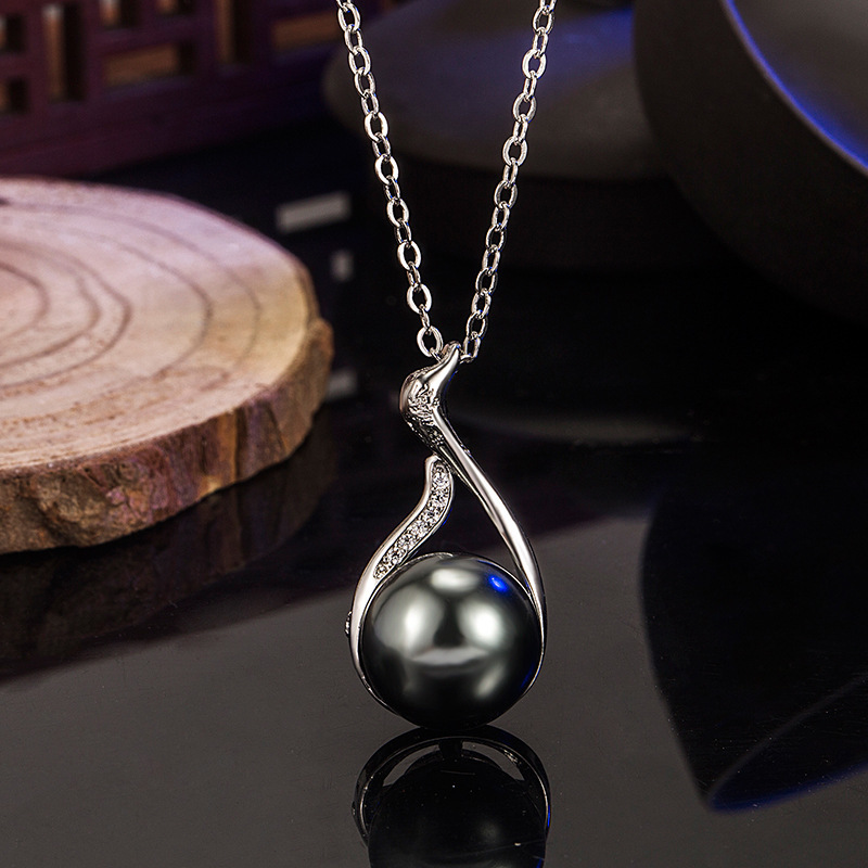

Imitation Tahiti Natural Black Pearl Pendant Female Diamond Inlaid Zircon Swan Necklace, Silver