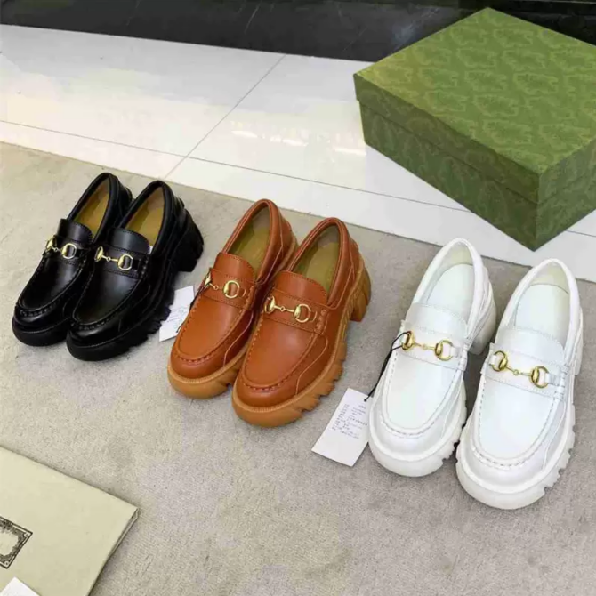 

Designer Loafers Horsebit Shoes Women Genuine Leather Loafer Chunky Round Head Sneakers Bee Platform Sneaker Cowhide Shoes With box size 35-41