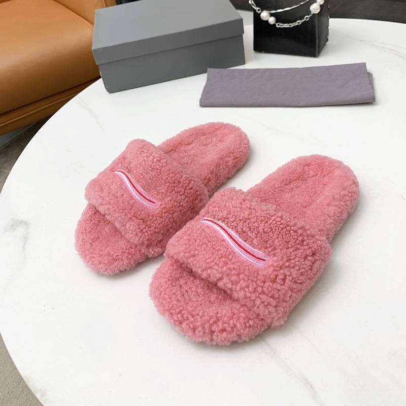

2022 Designer Wool Slippers Women Solid Color Embroidery Flip Flop Winter Rubber Non-slip Wear-Resistant Bottom Autumn Sheep Leather Dupe Plush Sandals with box