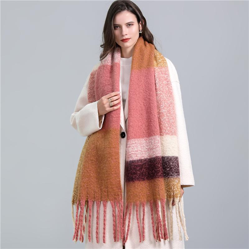 

Scarves Winter Warm Plaid Cashmere Scarf Women Shawl Fashion Bufanda British Tassel Neckerchief Female Echarpe Pashmina 2021 Wraps