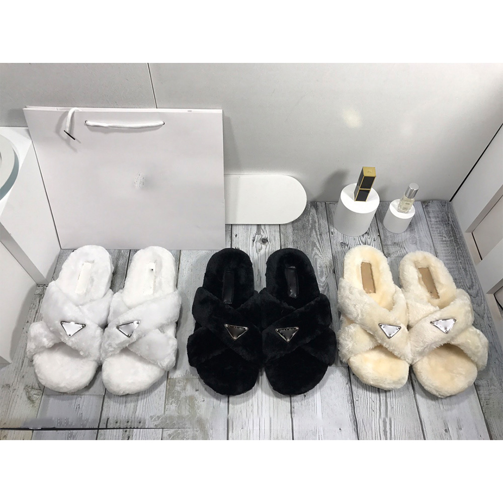 

2021 desiner women's Winter Plush Slippers Indoor hotle Shoes Warm Wool Fur Slipper s For Women Slides Flip Flops TOP QUALITY, Black
