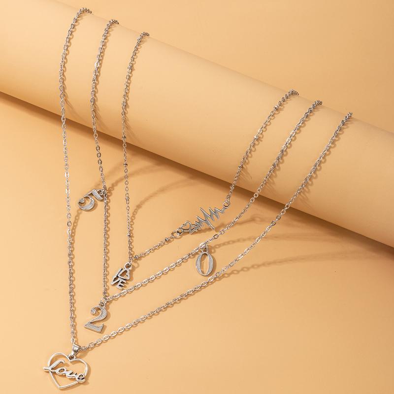 

Pendant Necklaces Bohemian Hollow Geometry Heart Pandent Necklace For Women Multi-layer Letter Silver Color Choker Party Jewelry 1770